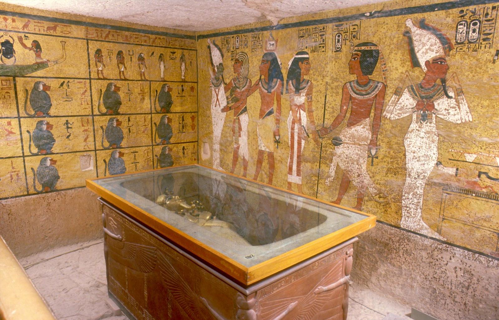 Imydwat, first hour: detail; Osiris, Tutankhamen and his ka; Nut greeting Tutankhamen; Tutankhamen as Osiris from Opening of the Mouth ritual; outer coffin in quartzite sarcophagus.